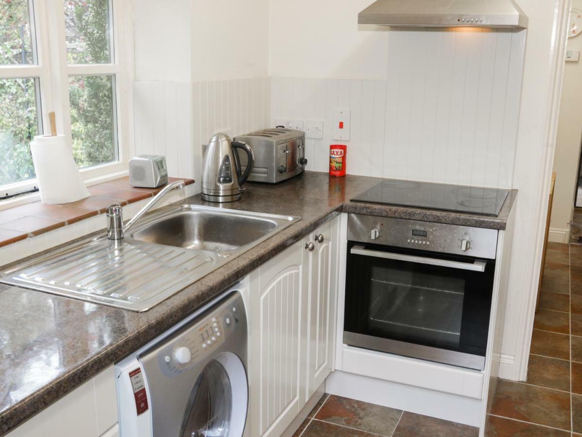 Wash House Cottage Much Wenlock Extérieur photo