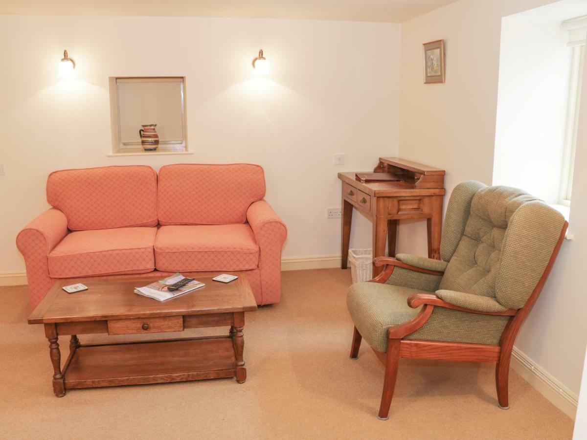 Wash House Cottage Much Wenlock Extérieur photo